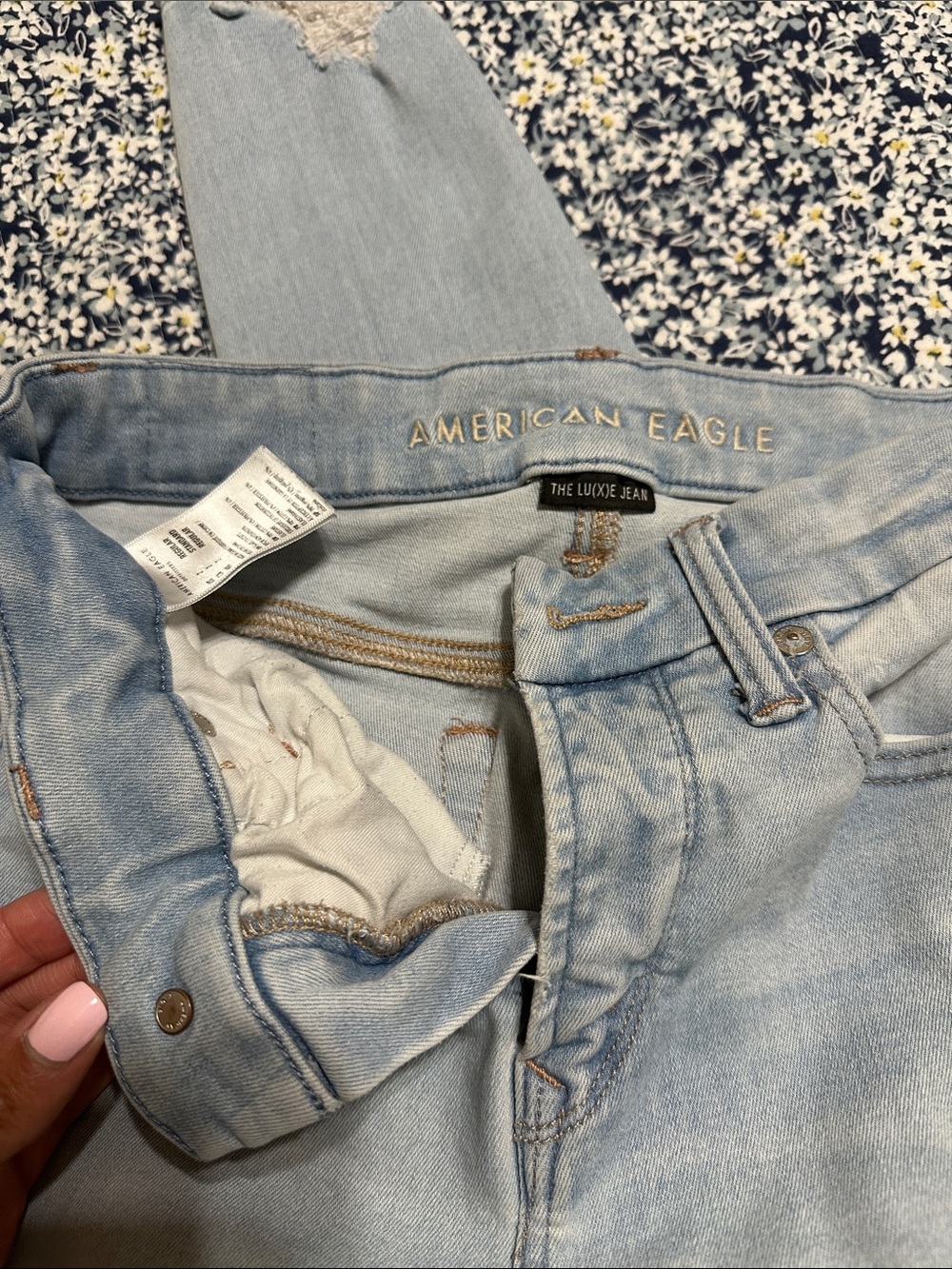 The Luxe Jean American Eagle Outfitters Light Blue High-Rise Jegging